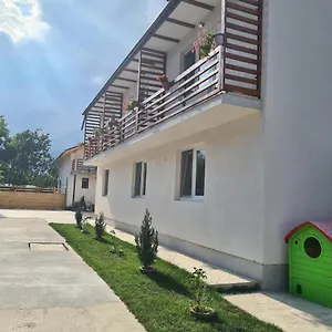 Luca's 3 ,close To Therme Bucharest, Airport Otopeni Balotesti